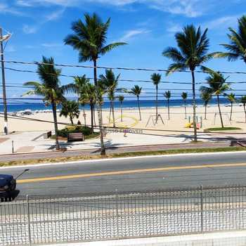 Apartamento em Praia Grande, bairro Guilhermina