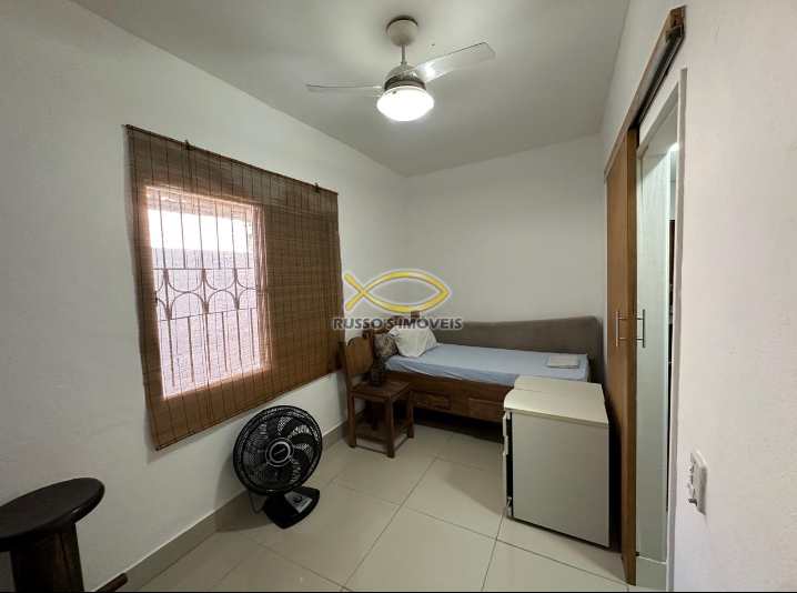 Casa em Praia Grande, no bairro Guilhermina