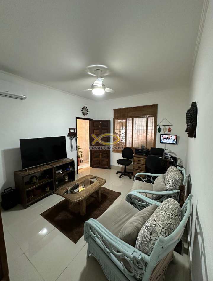 Casa em Praia Grande, no bairro Guilhermina