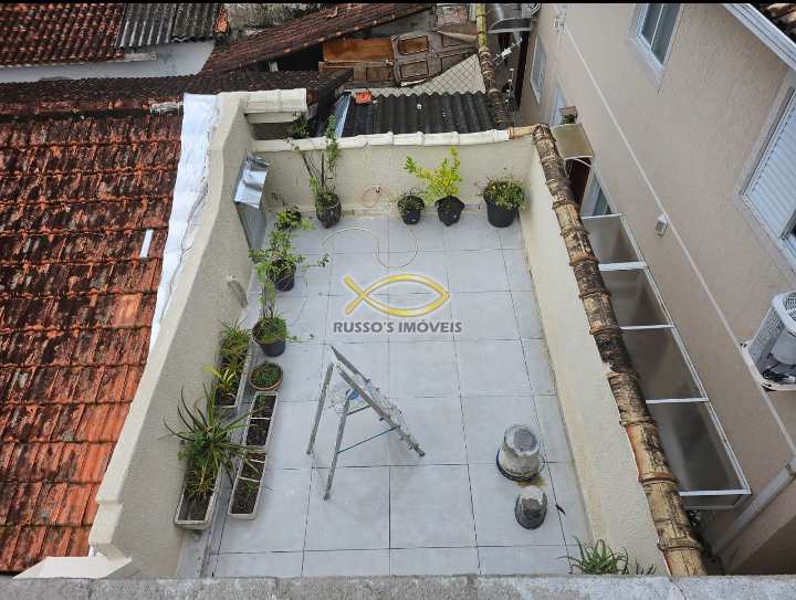 Casa em Praia Grande, no bairro Guilhermina