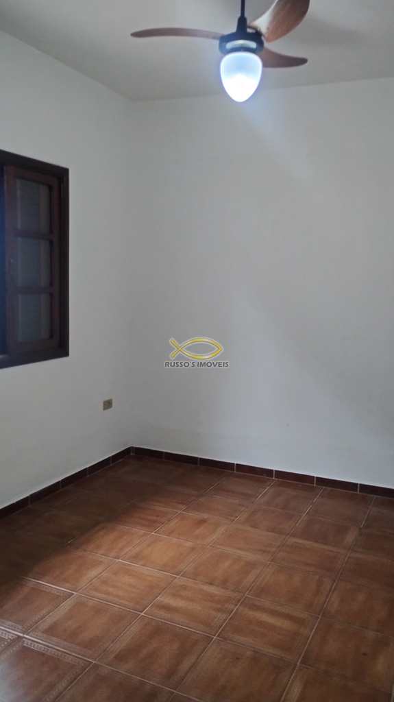 Casa em Praia Grande, no bairro Guilhermina