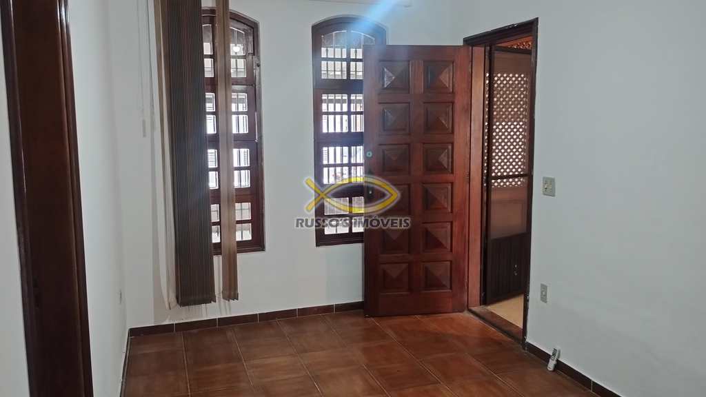 Casa em Praia Grande, no bairro Guilhermina