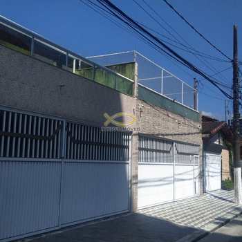 Sobrado em Praia Grande, bairro Guilhermina