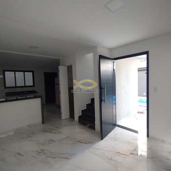 Sobrado em Praia Grande, bairro Tupi