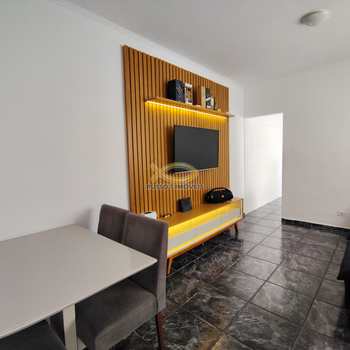 Casa em Praia Grande, bairro Canto do Forte