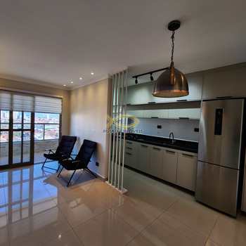 Apartamento em Praia Grande, bairro Boqueirão