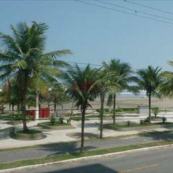 Apartamento em Praia Grande, bairro Canto do Forte