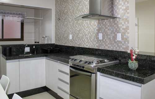 Apartamento, código 662900 em Praia Grande, bairro Aviação