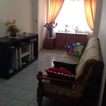 Apartamento em Praia Grande, bairro Guilhermina