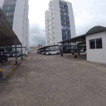 Apartamento em Praia Grande, bairro Canto do Forte