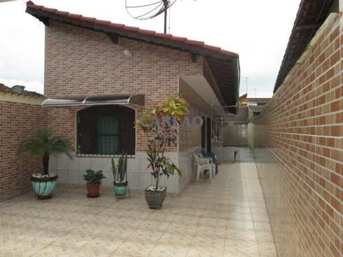 Casa, código 352029 em Mongaguá, bairro Balneário Itaguai