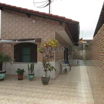Casa em Mongaguá, bairro Balneário Itaguai