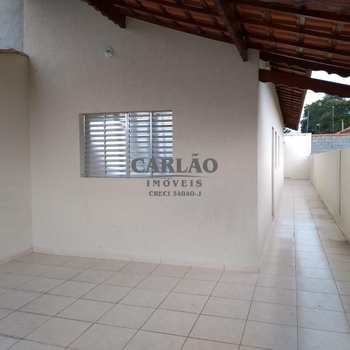 Casa em Mongaguá, bairro Balneário Jussara