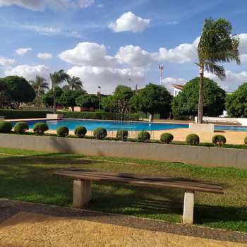 Condomínio em Jaboticabal, no bairro Jardim Universitário
