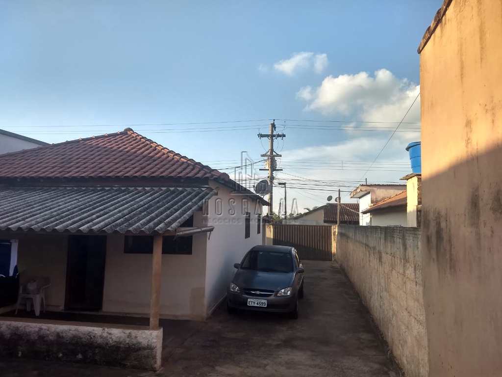 Casa em Jaboticabal, no bairro Santa Mônica