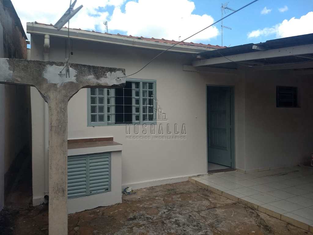 Casa em Jaboticabal, no bairro Vila Santo Antônio