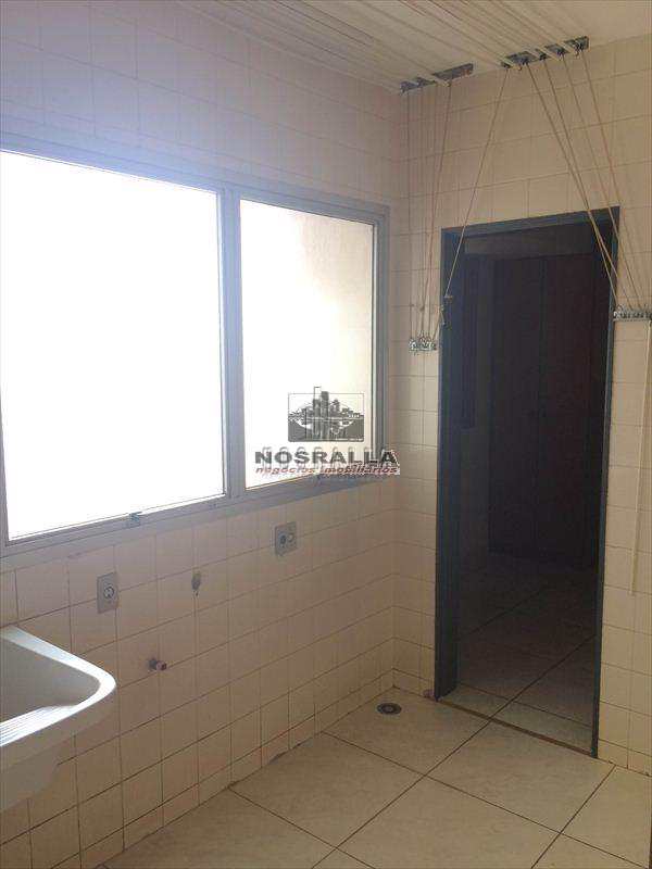 Apartamento em Jaboticabal, no bairro Centro