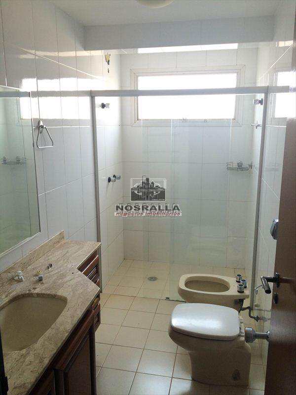 Apartamento em Jaboticabal, no bairro Centro