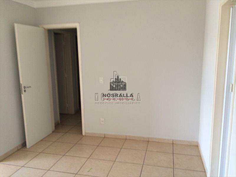Apartamento em Jaboticabal, no bairro Centro