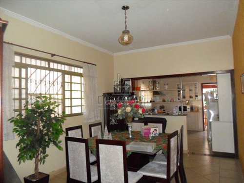 Casa, código 419700 em Jaboticabal, bairro Nova Jaboticabal