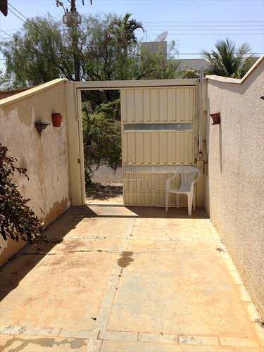 Casa, código 413600 em Jaboticabal, bairro Recreio dos Bandeirantes