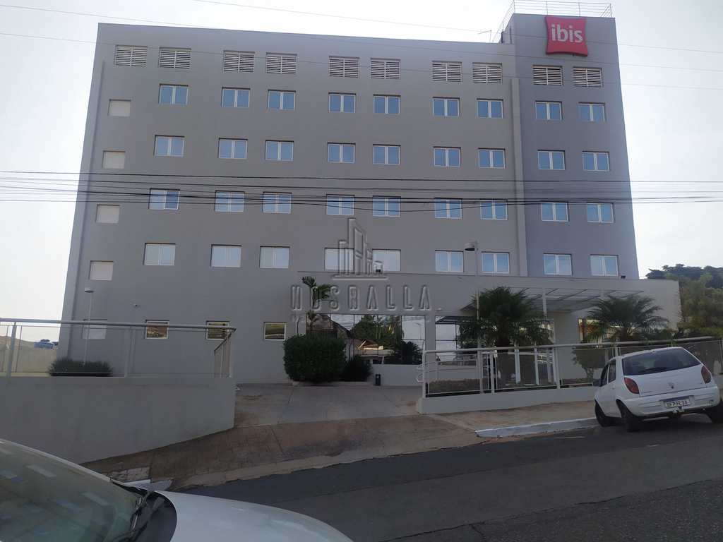 Apartamento em Jaboticabal, no bairro Centro