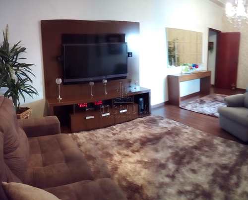 Casa, código 403100 em Jaboticabal, bairro Jardim Nova Aparecida