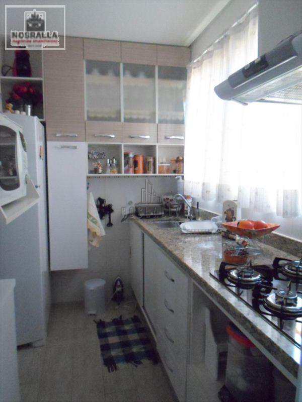 Apartamento em Jaboticabal, no bairro Maria Marconato