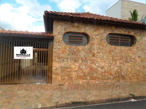 Casa, código 371900 em Jaboticabal, bairro Centro