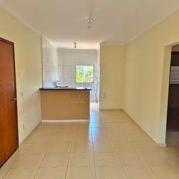 Apartamento em Jaboticabal, bairro Colina Verde