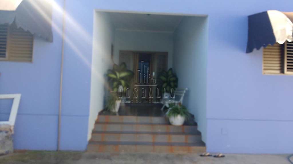 Casa em Jaboticabal, no bairro Perina