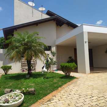 Casa de Condomínio em Jaboticabal, bairro Jardim São Marcos I