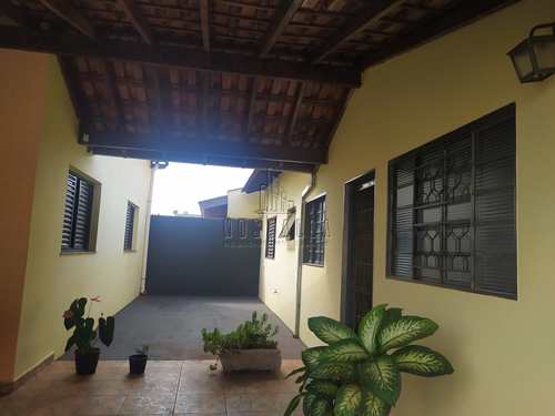 Casa, código 124500 em Jaboticabal, bairro Jardim São Marcos II