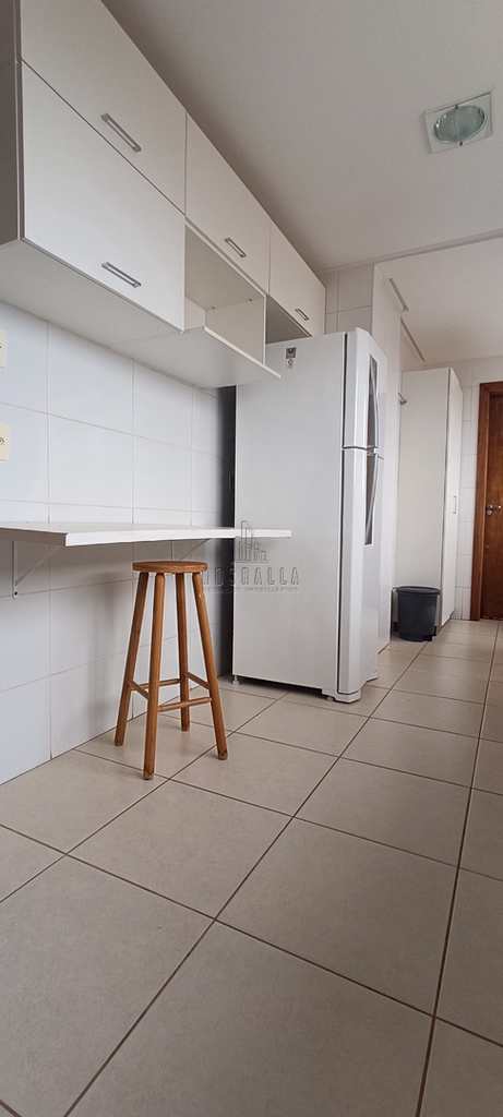 Apartamento em Jaboticabal, no bairro Centro