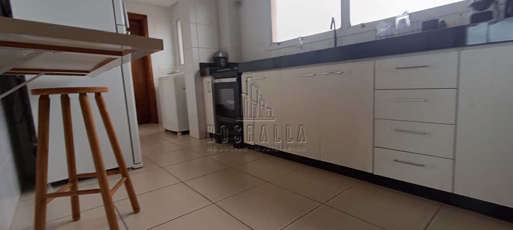 Apartamento em Jaboticabal, no bairro Centro