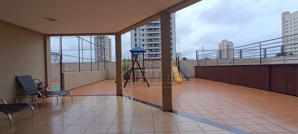 Apartamento em Jaboticabal, no bairro Centro