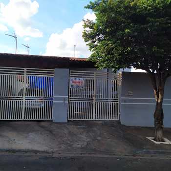 Casa em Jaboticabal, bairro Jardim Alvorada