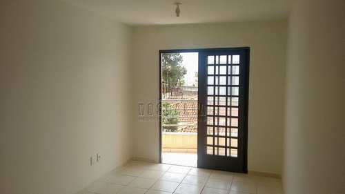 Apartamento, código 1722103 em Jaboticabal, bairro Jardim Nova Aparecida