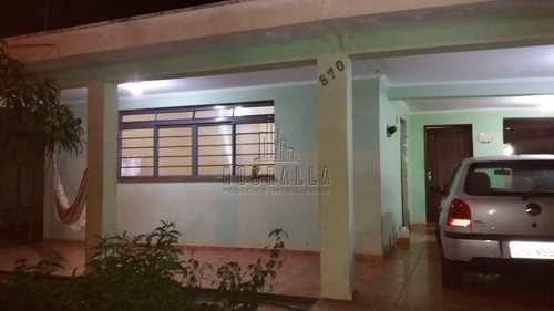 Casa, código 1722654 em Jaboticabal, bairro Jardim Tangará