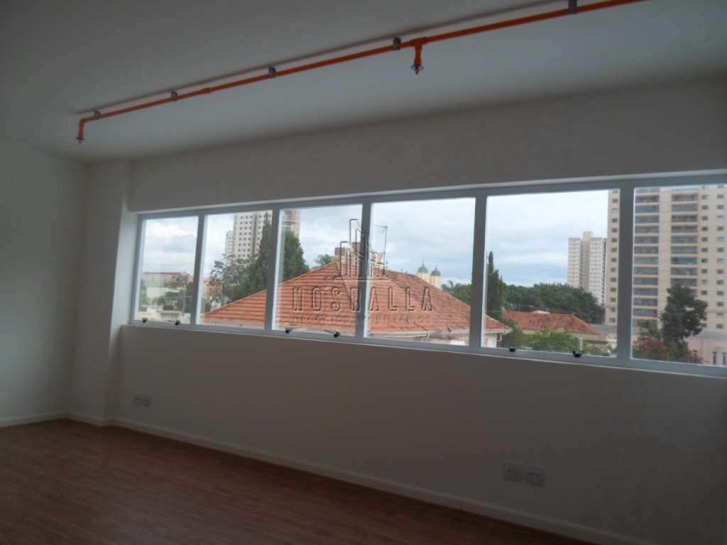 Sala Comercial em Jaboticabal, no bairro Centro