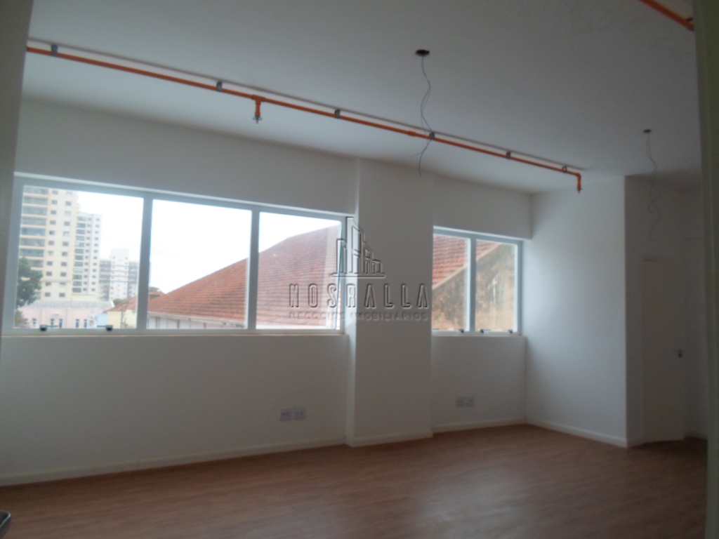 Sala Comercial em Jaboticabal, no bairro Centro