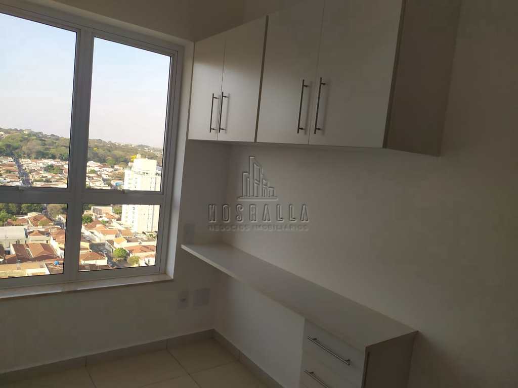 Apartamento em Jaboticabal, no bairro Centro