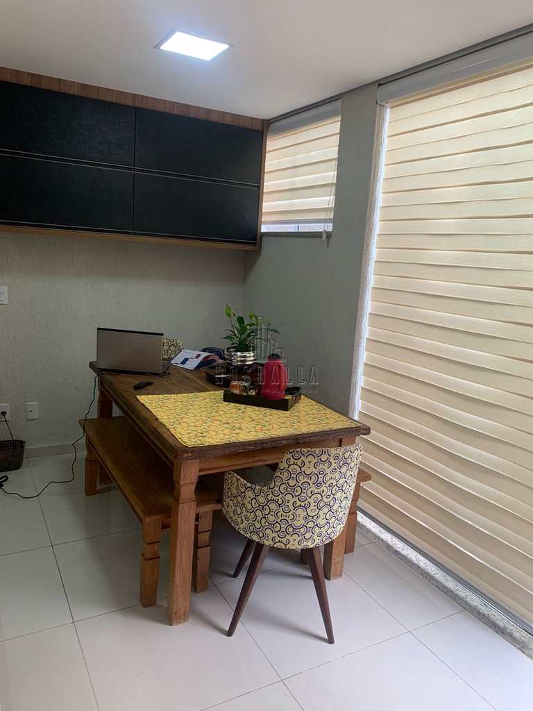 Apartamento em Jaboticabal, no bairro Centro