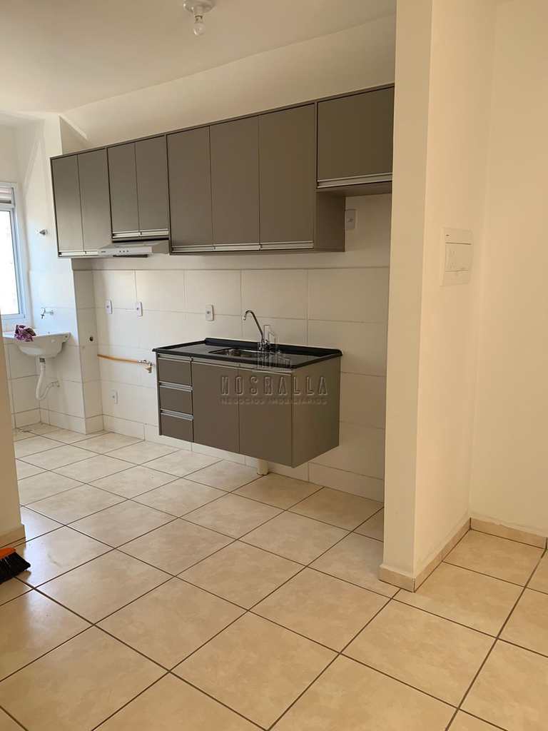 Apartamento em Jaboticabal, no bairro Sorocabano