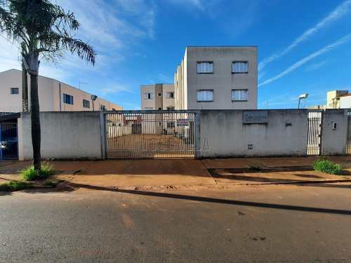 Apartamento, código 1724047 em Jaboticabal, bairro Jardim Nova Aparecida