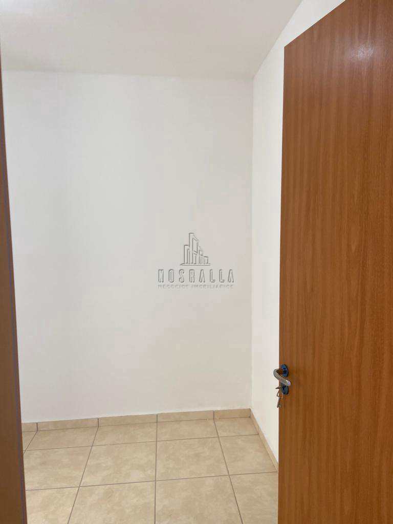 Apartamento em Jaboticabal, no bairro Sorocabano
