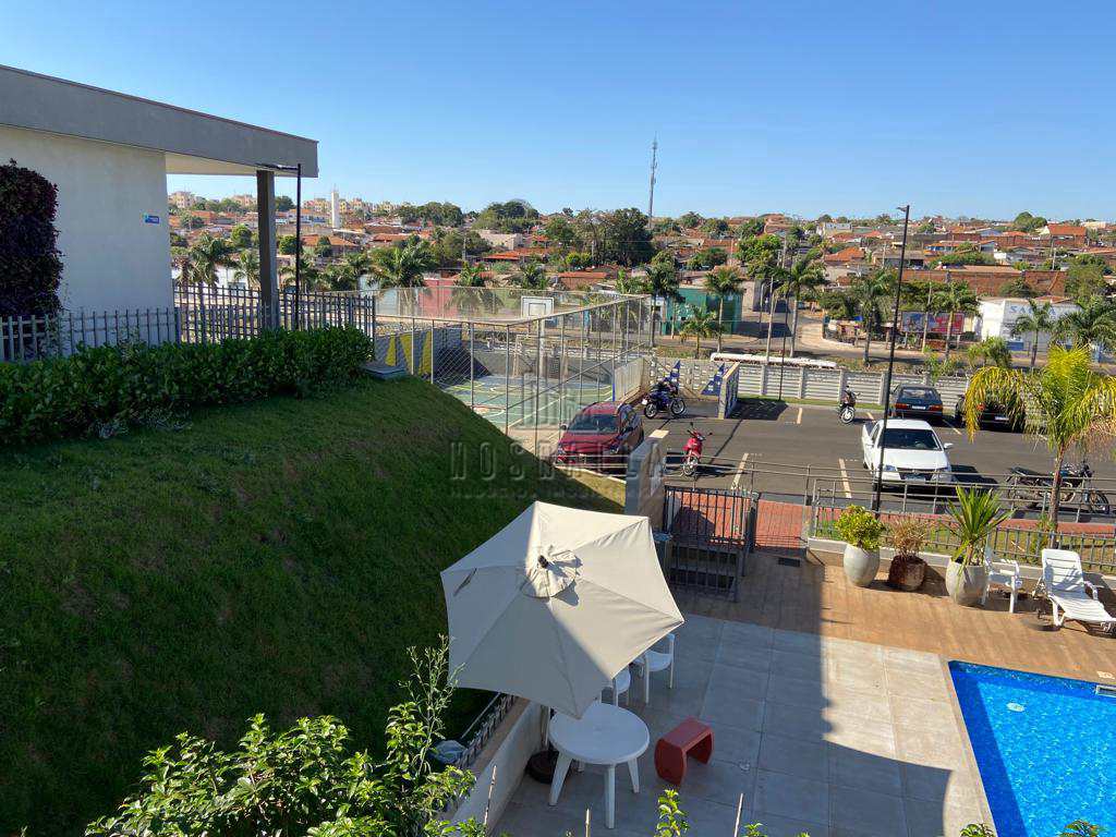 Apartamento em Jaboticabal, no bairro Sorocabano