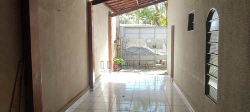 Casa, código 1724209 em Jaboticabal, bairro Vila Industrial