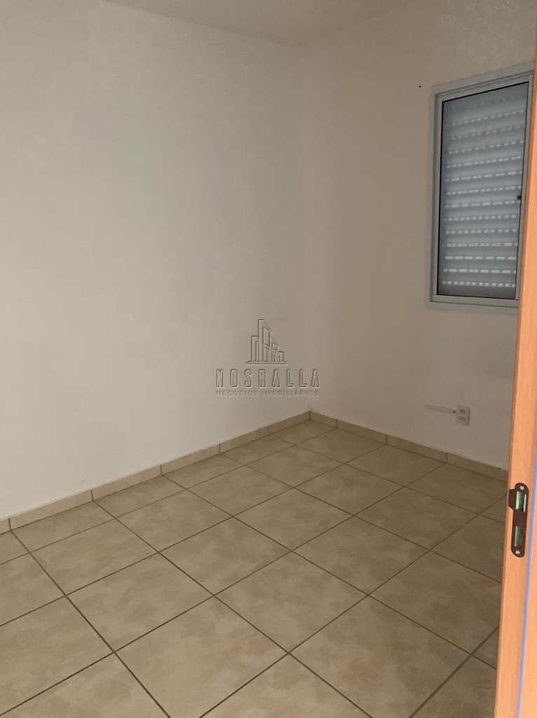 Apartamento em Jaboticabal, no bairro Sorocabano