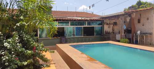 Casa, código 1724305 em Jaboticabal, bairro Residencial Verdeville